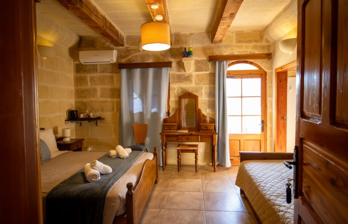 farmhouse gozo malta for groups and families bright room balcony (5) farmhouse gozo malta for groups and families bright room balcony (5)